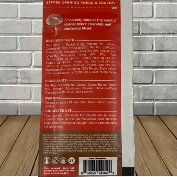 Psily-Dots-Magic-Mushroom-Blend-Chocolate-Squeeze-Pouch-750mg-Nutrition-Label.png